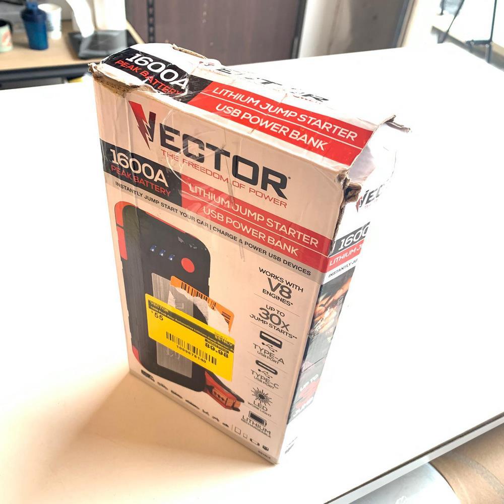 1600 Peak Amp Automotive Lithium Jump Starter, Portable Power - 15W USB-A & USB-C (SS16LV) 1600 Peak Amp Automotive Lithium Jump Starter, Portable Power - 15W USB-A & USB-C (SS16LV)